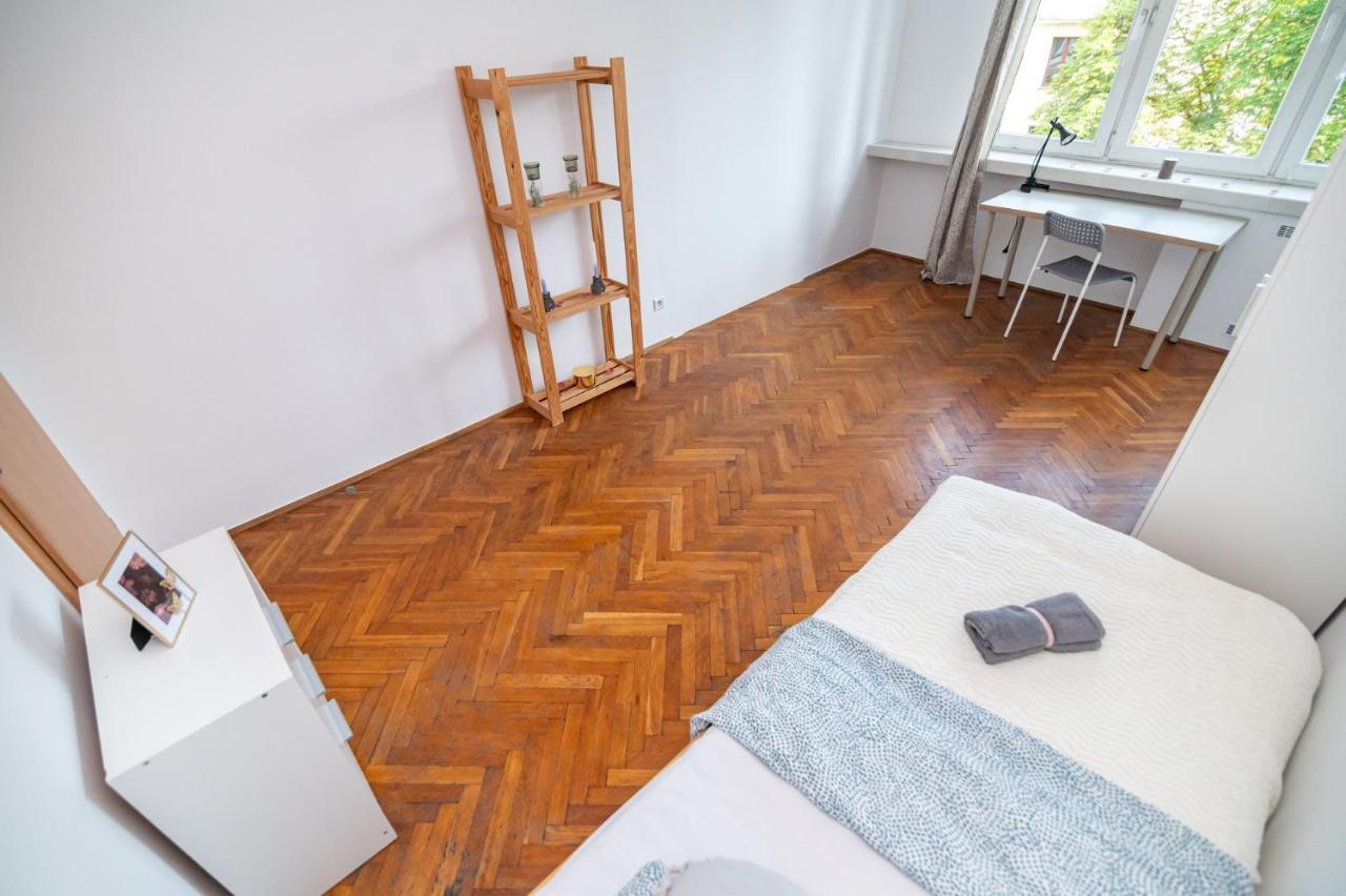 Regem Pokoje Nowogrodzka Varşovia Exterior foto